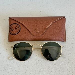 Ray-Ban Round Metal Sunglasses